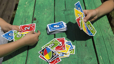 Cách chơi bài UNO - Trò chơi bài giải trí cùng bạn bè và gia đình
